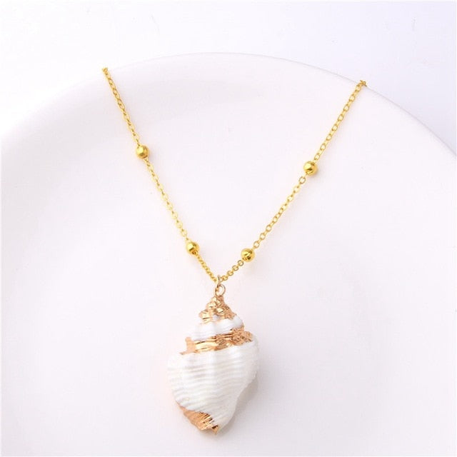 Boho Conch Shell Necklace Sea Beach Shell Chain Pendant Necklace For Women Collier Femme Shell Cowrie Summer Jewelry Bohemian