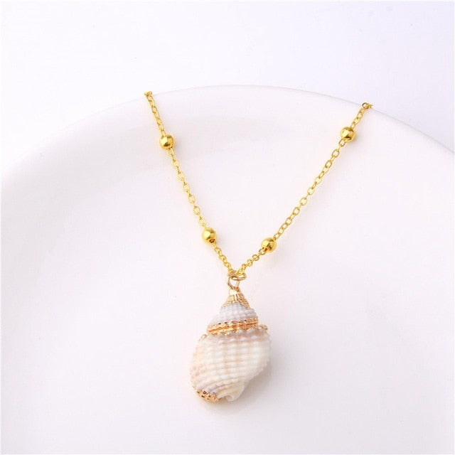 Boho Conch Shell Necklace Sea Beach Shell Chain Pendant Necklace For Women Collier Femme Shell Cowrie Summer Jewelry Bohemian