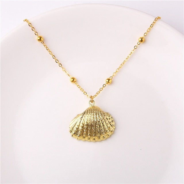 Boho Conch Shell Necklace Sea Beach Shell Chain Pendant Necklace For Women Collier Femme Shell Cowrie Summer Jewelry Bohemian