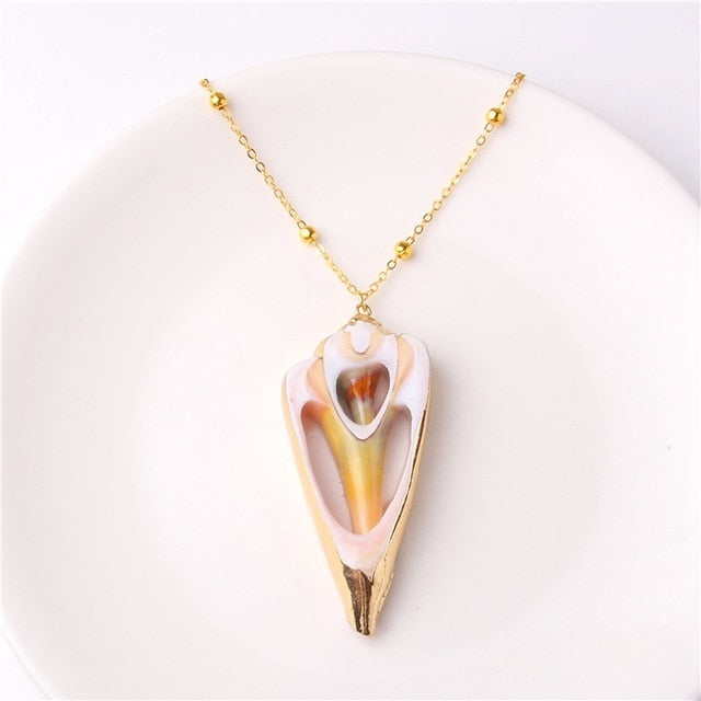 Boho Conch Shell Necklace Sea Beach Shell Chain Pendant Necklace For Women Collier Femme Shell Cowrie Summer Jewelry Bohemian